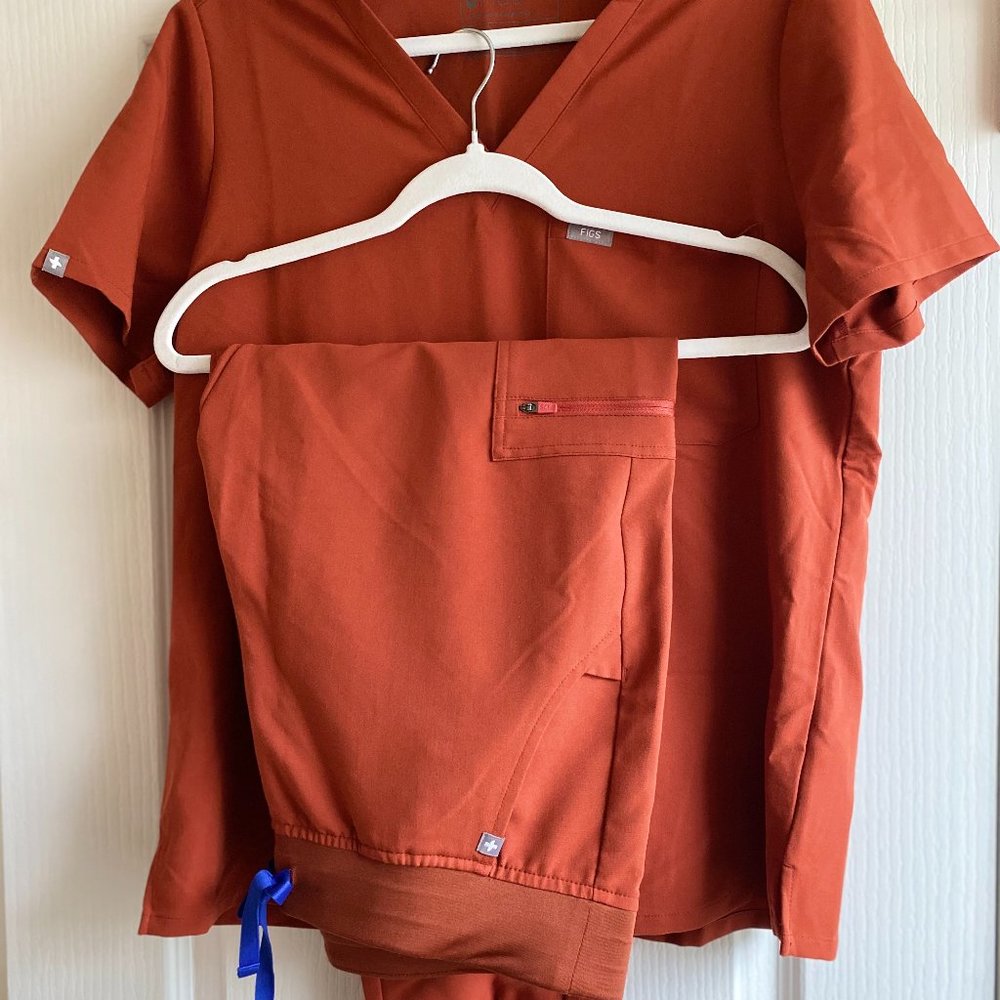 FIGS Scrubs - AUBURN - L/LP